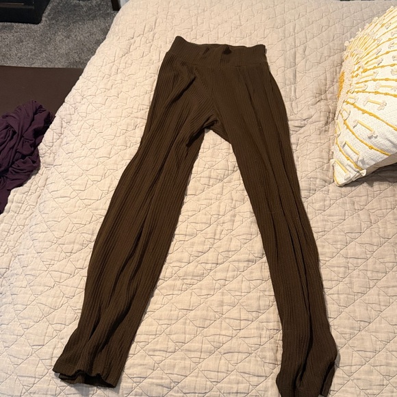 Abercrombie Brown Ribbed Three Piece Lounge Set - Picture 4 of 4